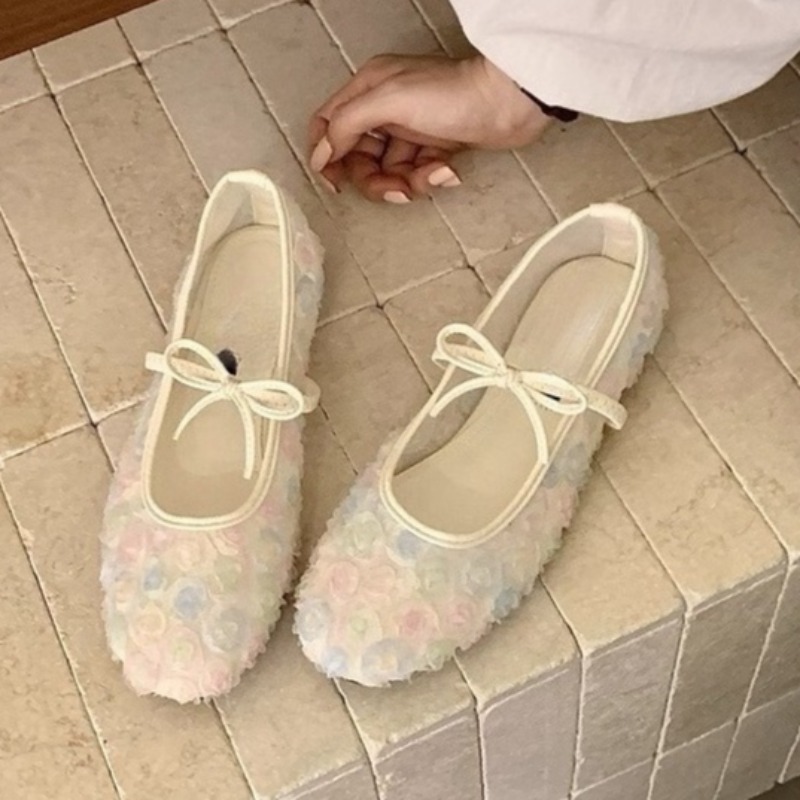 Women'S Shoes And Accessories - Нежные новые китайские туфли Мэри Джейн
